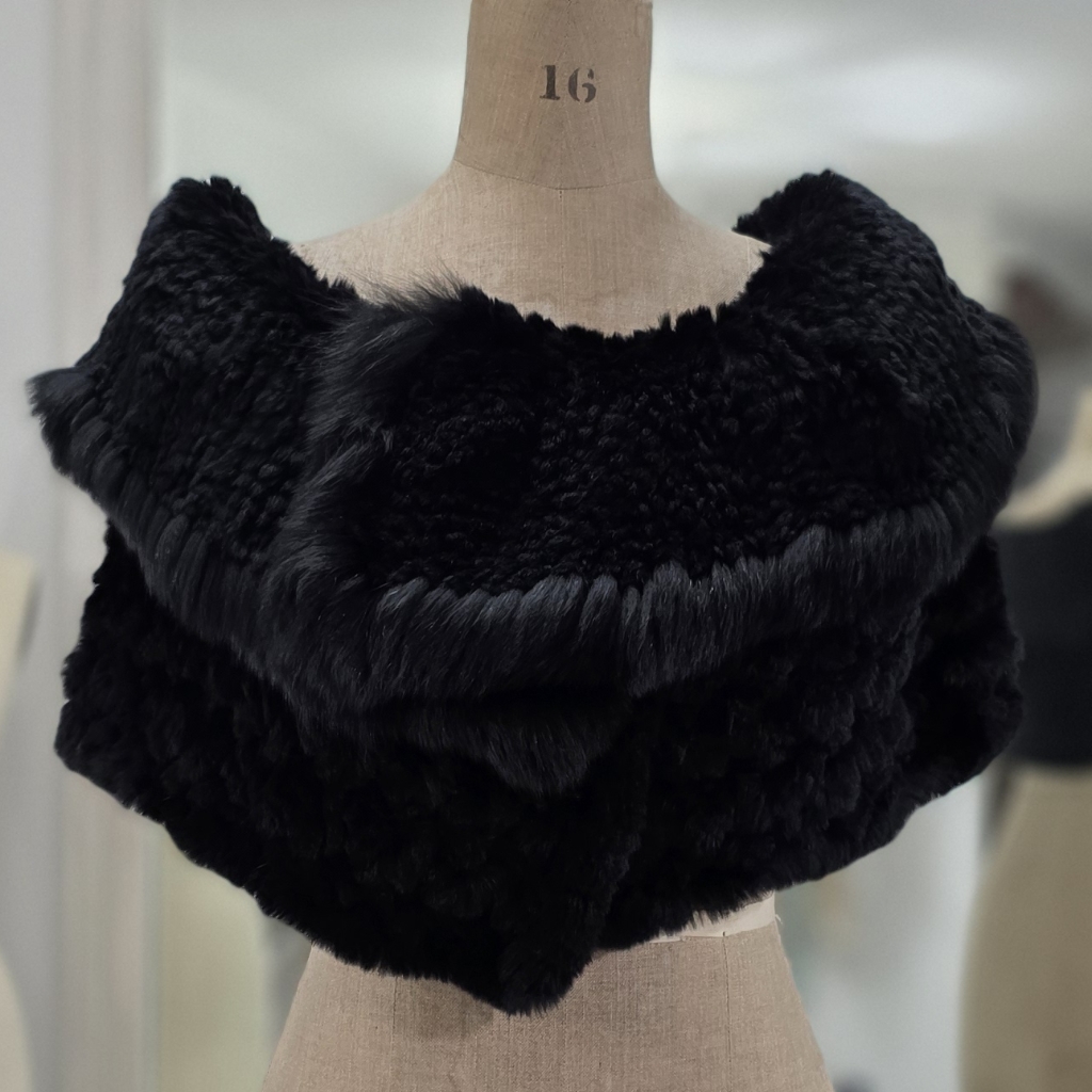 Black Fur Collar/Wrap